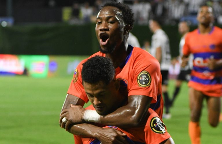 Academia Puerto Cabello-Zamora FC