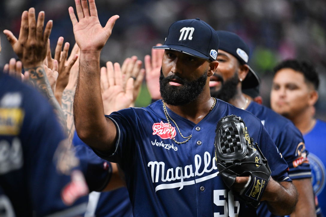 Andrelton Simmons fue el héroe en victoria de Magallanes sobre Caracas -  Chronus Sports, image size:1088x725