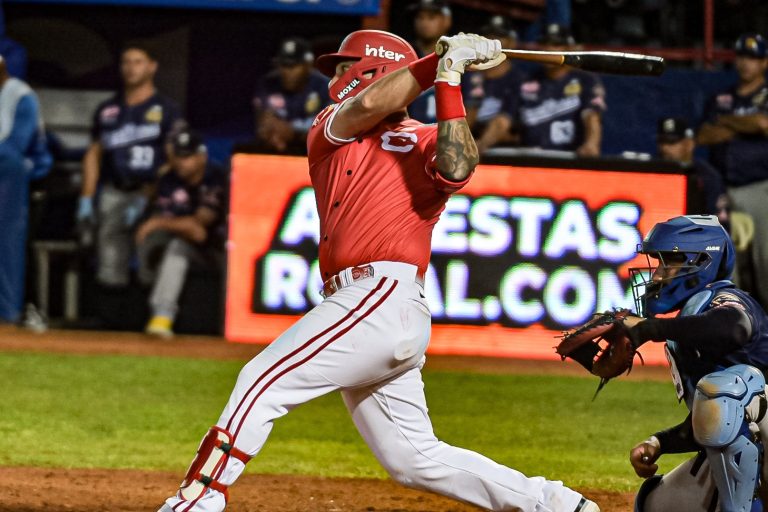 Navegantes del Magallanes-Cardenales de Lara