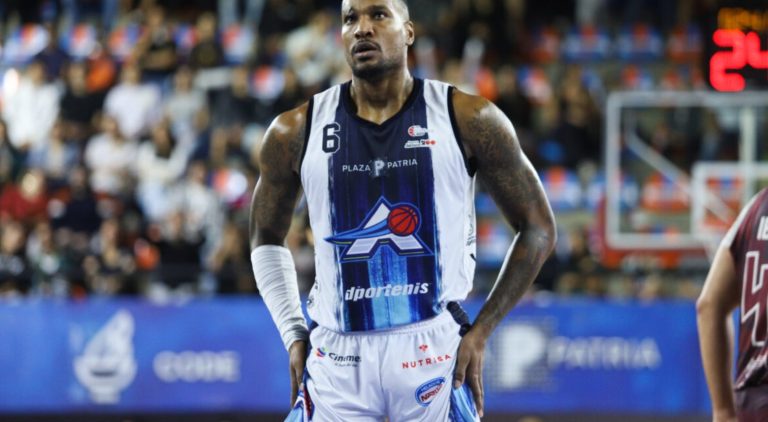 Juvonte Raddic es un importado de Spartans