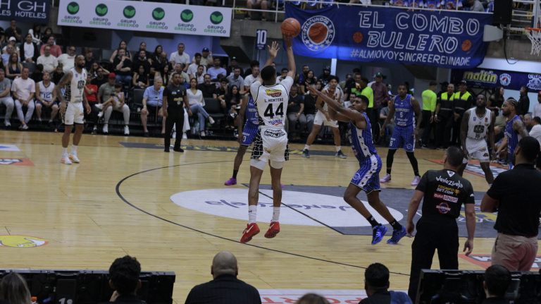 Trotamundos vs Cococrilos