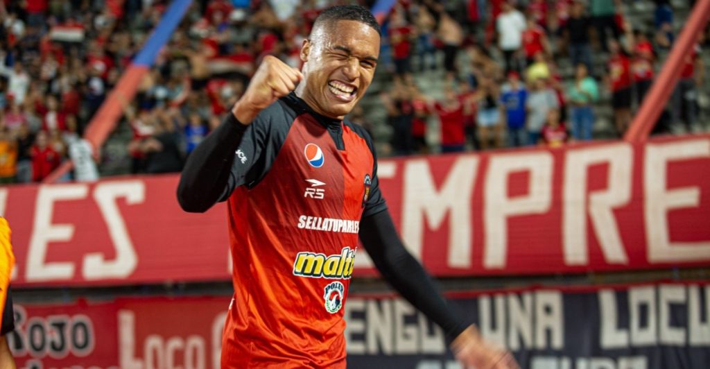 Saúl Guarirapa-Caracas FC