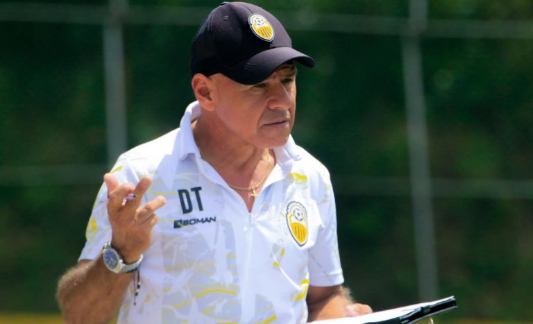 Miguel Echanausi-Deportivo Táchira