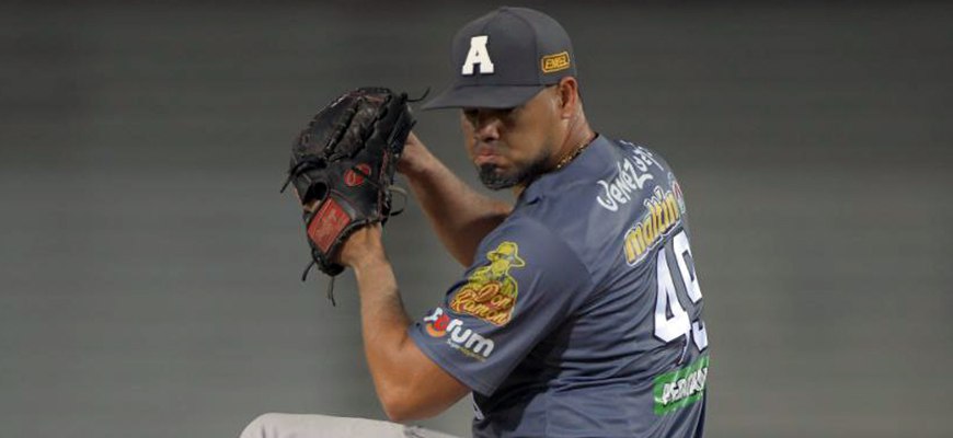 Omar Bencomo Jr.-Tigres de Aragua