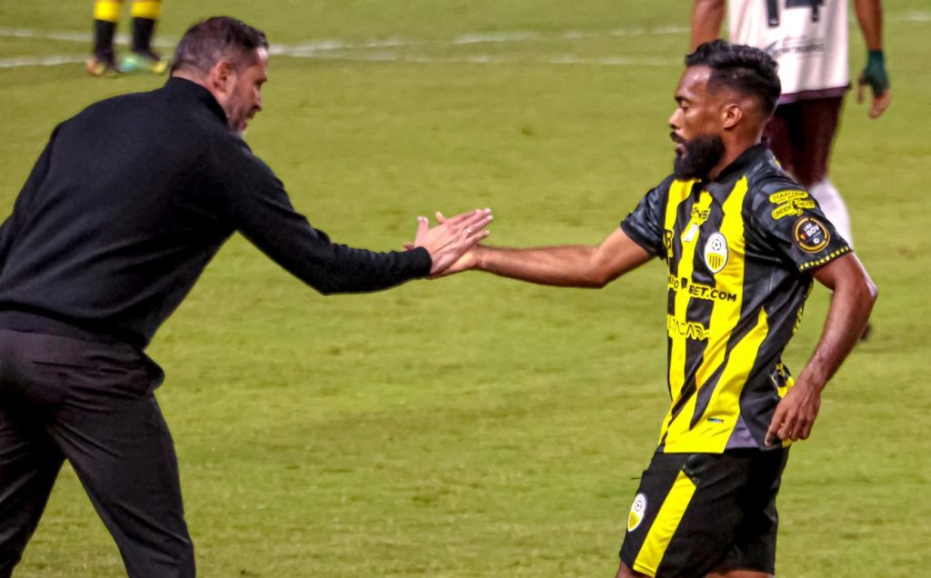 Deportivo Táchira-Luis "Cariaco" González