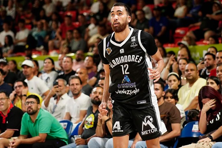 Jesús López-Gladiadores de Anzoátegui