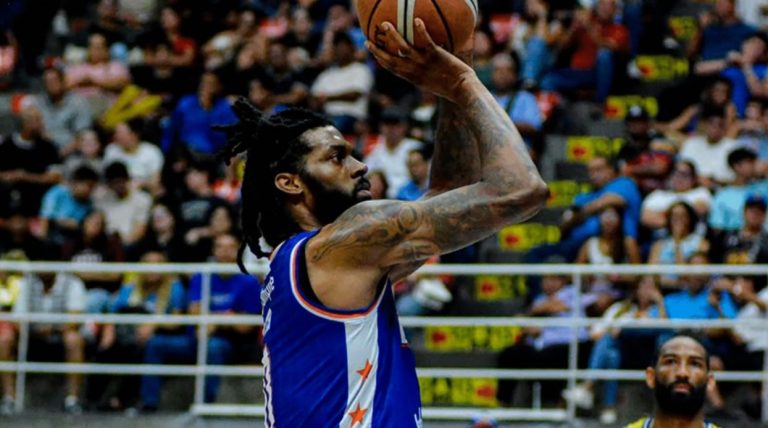 Donta Smith-Trotamundos de Carabobo