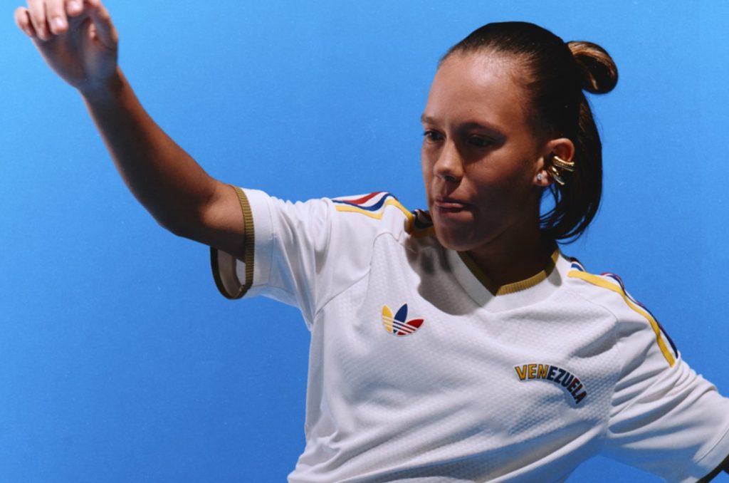 La camiseta de Venezuela es blanca