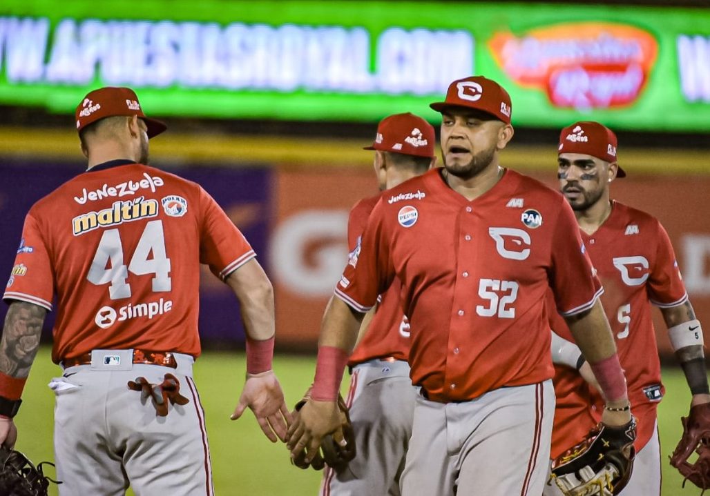 Cardenales de Lara-Navegantes del Magallanes