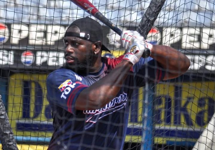 Yoel Yanqui-Marineros de Carabobo